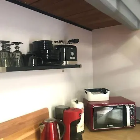 Apartment Artist Studio *